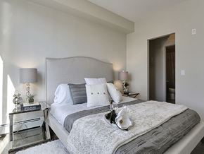 Airdrie apartment for rent - Airdrie Place in Airdrie, AB Elegant bedroom with walk-in closet and bathroom