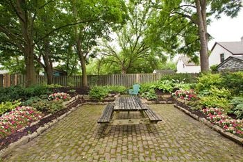 Outdoor terrace/sitting area