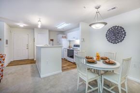 Charlotte apartment for rent - island kitchen and dining