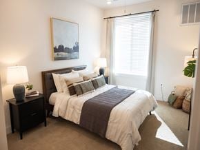 Cheyenne apartment for rent - Comfy Bed in Bedroom at Ridge View