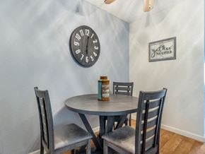Mesa apartment for rent - Dining Area at The Sands