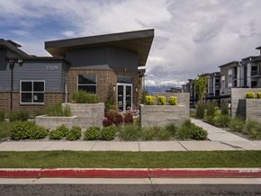 Riverton City apartment for rent - Parc Ridge Apartments Leasing Center