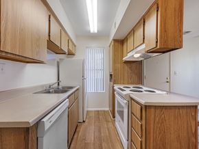 Glendale apartment for rent - Glen Oaks Kitchen with White Appliances