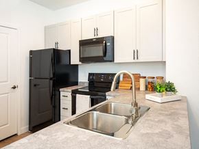 Midvale apartment for rent - Kitchen Counter at The Reserve at View 78