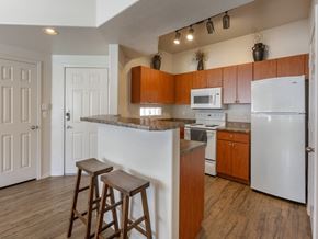 Surprise apartment for rent - Kitchen with Island at Canyon Ridge