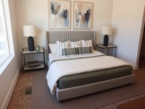 Washington townhouse for rent - The Ash Comfy Bed