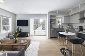 Kelowna apartment for rent - 468 West - Living2