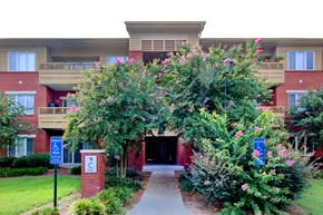 Conway apartment for rent - Main Entrance at Aviary Village Apartments, in Conway, SC 29526