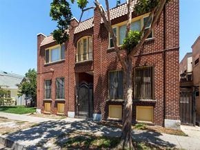 Long Beach apartment for rent - Building exterior