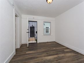 Long Beach apartment for rent - Front entry view from living space