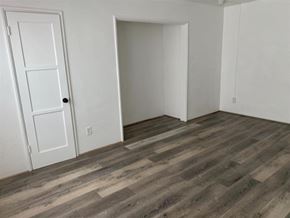 Long Beach apartment for rent - Living space with hard floors