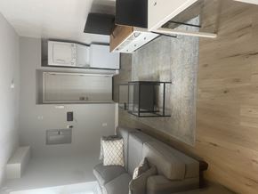 Philadelphia apartment for rent - Living Room