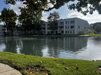 Spectacular views of lake