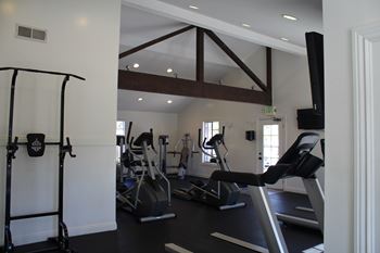 24-Hour gym with precor equipment