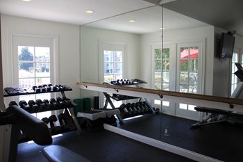 24-Hour gym with precor equipment