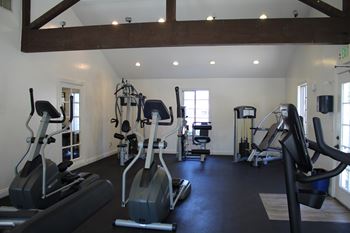 24-Hour gym with precor equipment