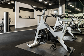 Orange apartment for rent - State of the Art Fitness Center