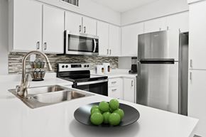 Las Vegas apartment for rent - our apartments have a modern kitchen with stainless steel appliances