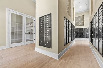 24/7 Controlled access luxer one package storage