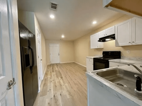 Griffin townhouse for rent - Collins Vineyard Townhomes I Eat In Kitchens