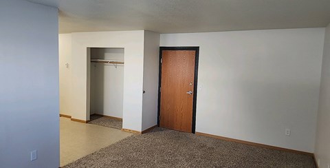 Floor plan for 1 bed, 1 bath, 710 sqft