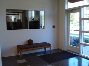 South San Francisco apartment for rent - a meditation room with a bench and a mirror
