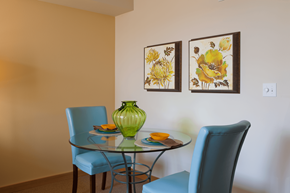 Portland apartment for rent - Gray's Landing staged unit dining room