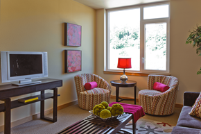 Portland apartment for rent - Gray's Landing staged unit living room