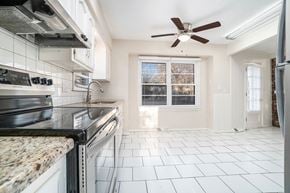 Overland Park house for rent - 5428 W 102Nd St