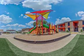 Plano apartment for rent - Children's playground