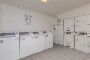 Plano apartment for rent - Laundry Area