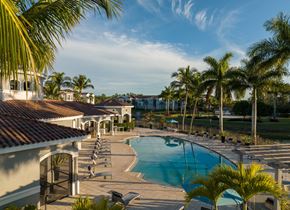 Naples apartment for rent - the pool at the resort at longboat key club