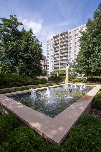 Elegant lobby and entrance area with dedicated concierge 