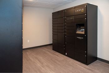 Package receiving room