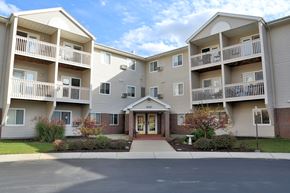 Lansing apartment for rent - Independent Senior Living in Lansing MI
