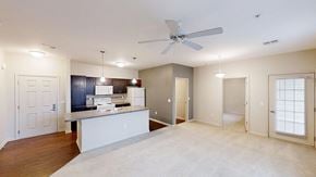 Auburn Hills apartment for rent - Auburn Square Apartments in Auburn Hills MI Kitchen Area