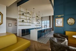 Victoria apartment for rent - Amenity Kitchen