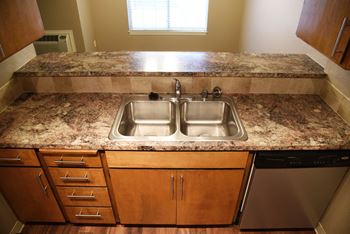 Double sinks in beautiful kitchen 