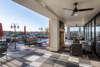 Rooftop bbq and patio