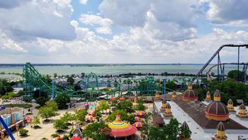 Minutes from sandusky & cedar point