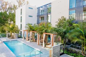 Los Angeles apartment for rent - Respara-Pool