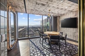 San Francisco apartment for rent - Billiards room poker table