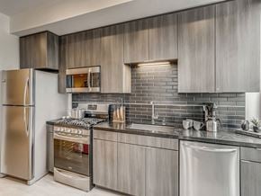 Los Angeles apartment for rent - Sentral DTLA 755 Fully Equipped Kitchens