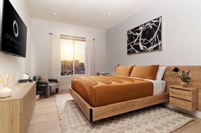 Las Vegas apartment for rent - Apartment bedroom with Las Vegas strip view