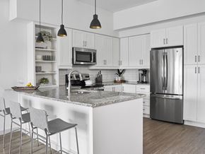 Nashville apartment for rent - Sentral SoBro Designer-Furnished Studio Apartment Suite
