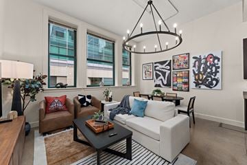 Pittsburgh apartment for rent - Market Square Place