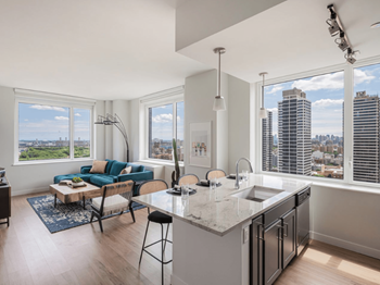 Spacious studios, 1, 2 & 3 bedroom floor plans