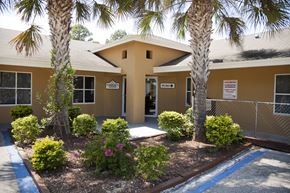 Labelle apartment for rent - Exterior at Mira Verde Affordable Apartments in LaBelle FL