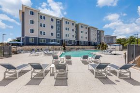Austin apartment for rent - Resort-Style Pool at Carson Crossing Apartments in Southeast Austin TX
