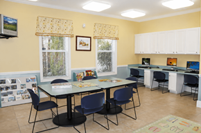 Brandon apartment for rent - A dining room with a table and chairs.